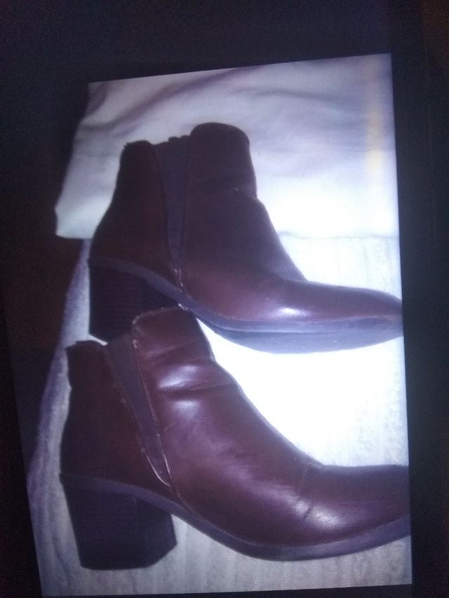 Botines mujer vino tinto  talla 37