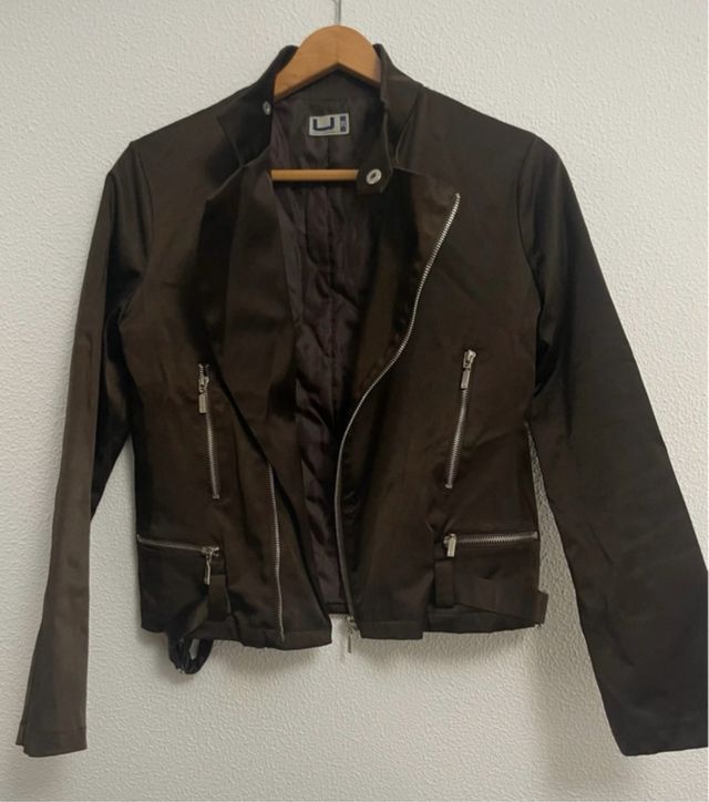 Conjunto Adolfo Domínguez Chaqueta y Falda Marrón