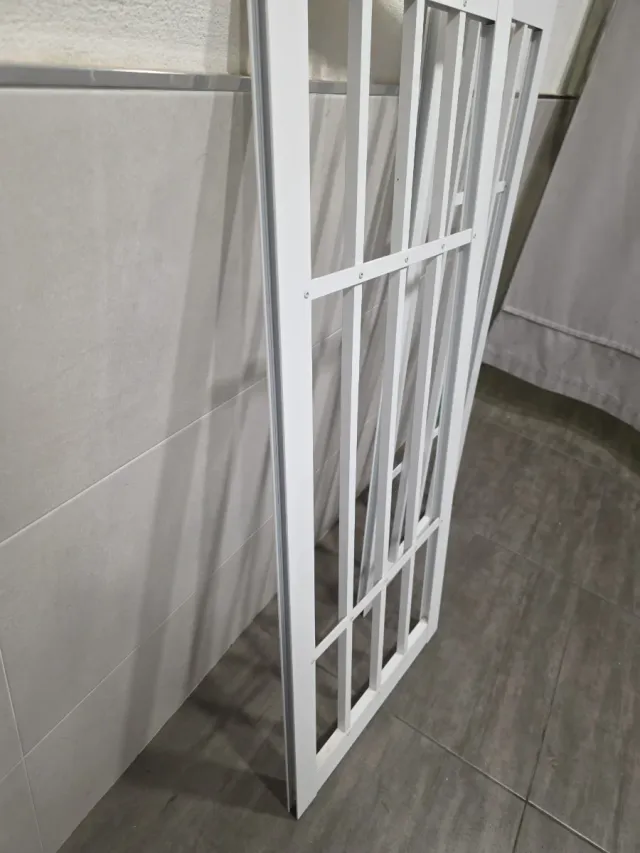 Reja de seguridad para cierres