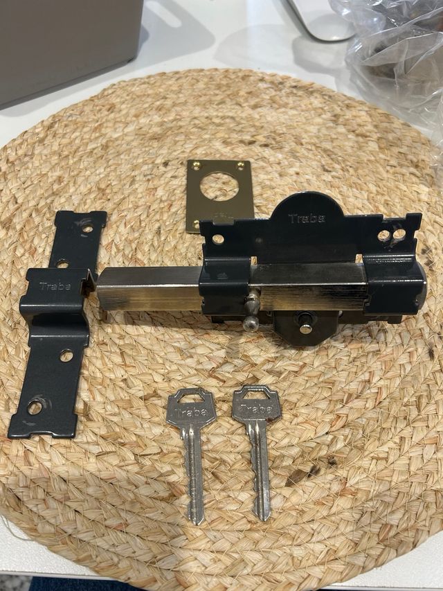 Cerrojo Traba Seguridad Puerta + 2 Llaves