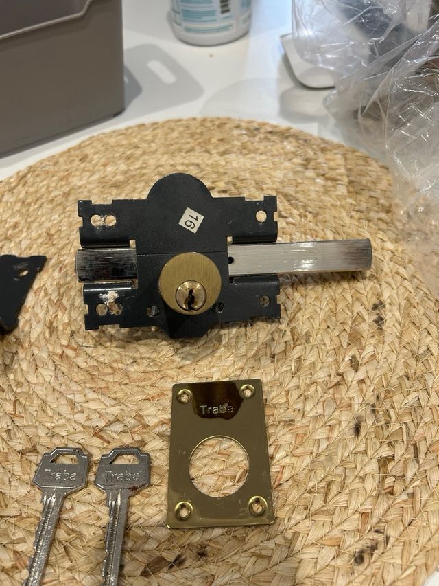Cerrojo Traba Seguridad Puerta + 2 Llaves