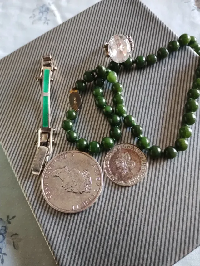 Collana e bracciale argento e giada