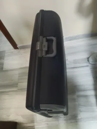 Maleta de viaje resistente de la marca Carlton