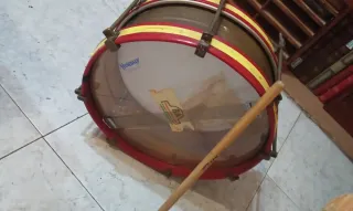 Tambor militar HONSUY