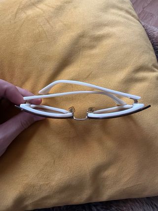 Gafas de sol Miu Miu rosas y blancas