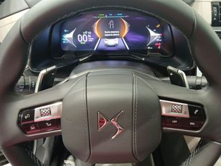 DS DS 7 PLUG-IN HYBRID AWD 300 ÉTOILE