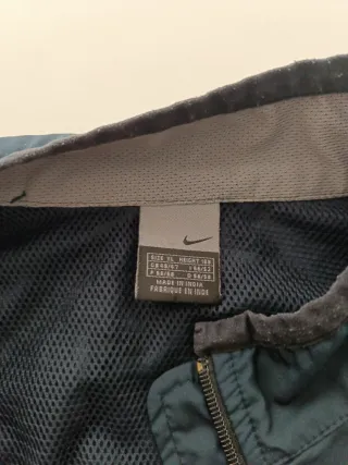 Chaqueta Nike Running Impermeable Ligera talla XL