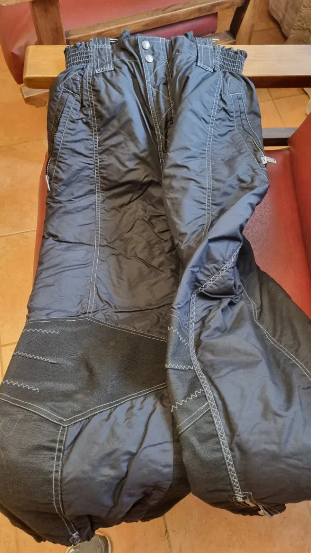 Pantalón de esquí negro con tirantes