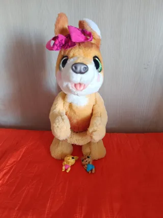 Mamma coniglietta con 2 cuccioli