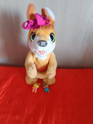 Mamma coniglietta con 2 cuccioli