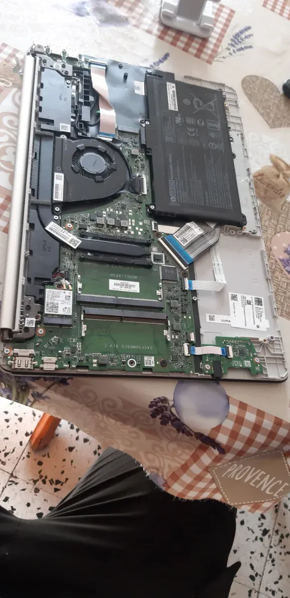 HP i7-11ª Gen Piezas