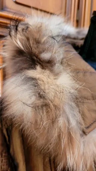 Piumino donna con pelliccia ecologica