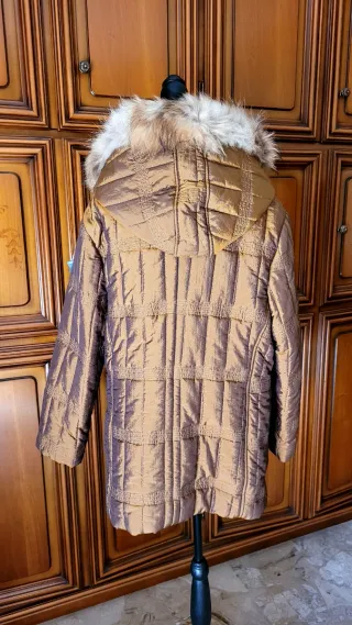 Piumino donna con pelliccia ecologica
