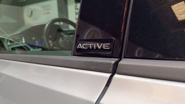 VOLKSWAGEN Touran Sport 2.0 TDI 110kW 150CV DSG