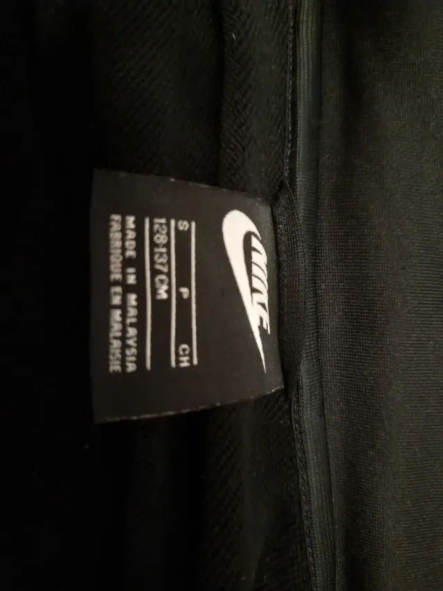 2 Sudaderas Nike Negras
