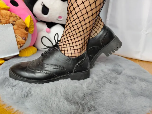 Botines negros con cordones