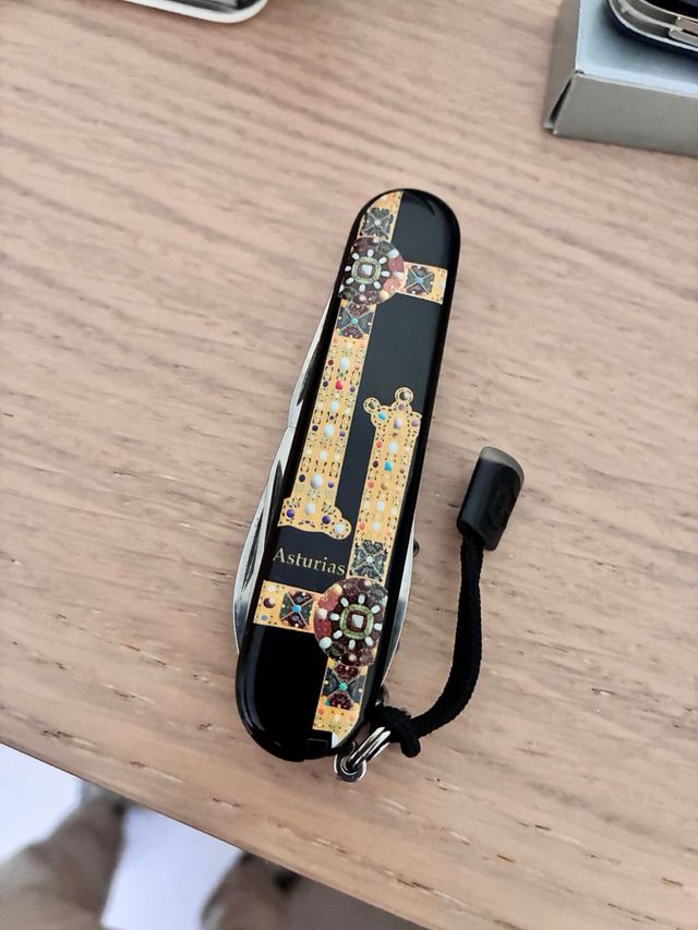 2 Navajas Victorinox Edición Limitada Asturia