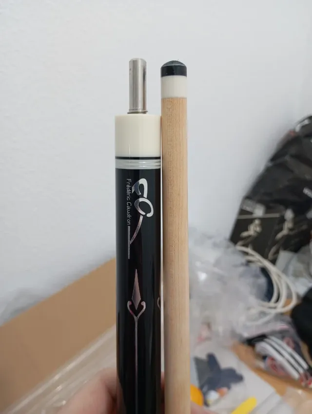 Taco de billar tres bandas