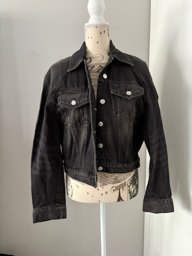 Cazadora vaquera oversize Mango Talla S