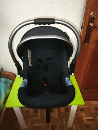 Silla de coche Grupo 0 + Andador 40€ cada un@