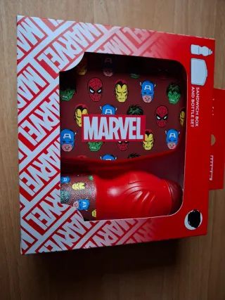 Pijama Marvel Talla L y regalo