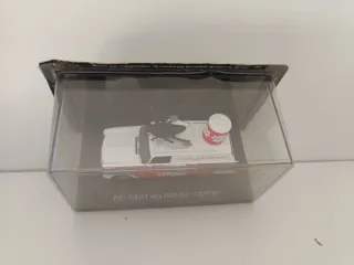 1/43 Peugeot 404 Break Catch Francia