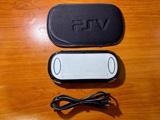 Playstation Vita OLED Bianca