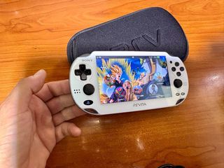 Playstation Vita OLED Bianca