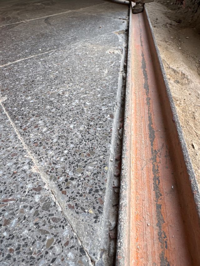 Puerta corredera garaje acero 250x250