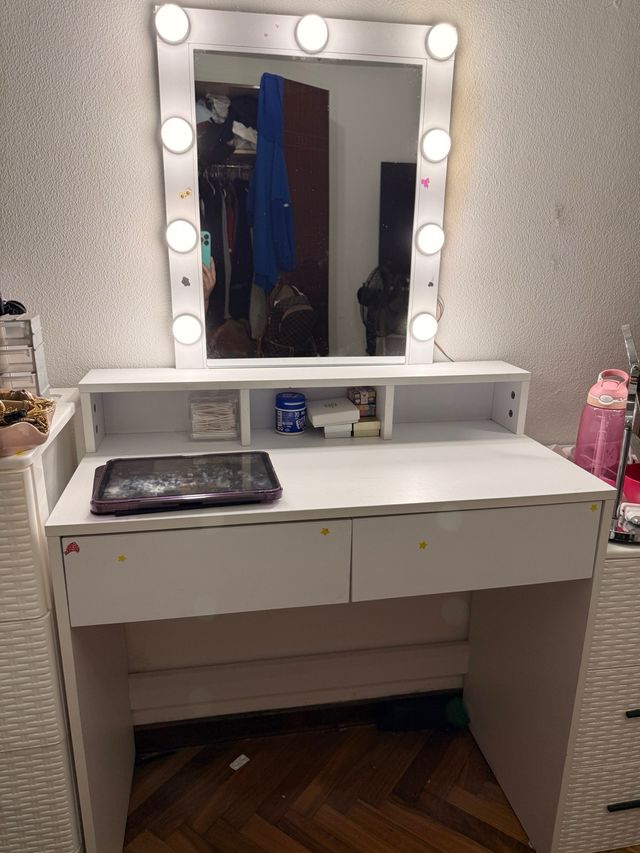 Tocador Blanco con Espejo y Luces LED