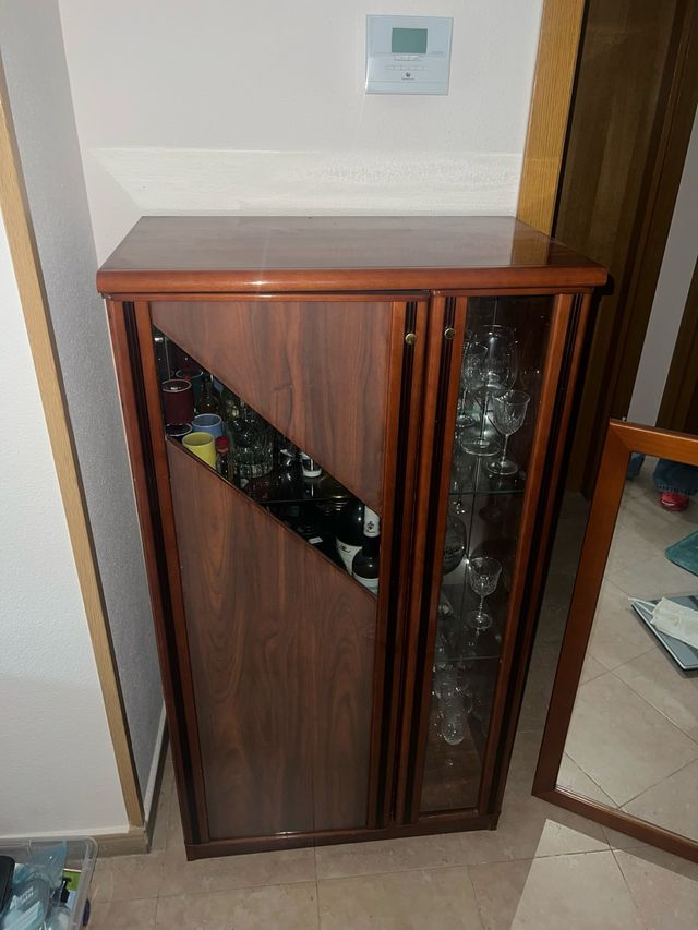 Mueble Bar Salón Madera y Cristal