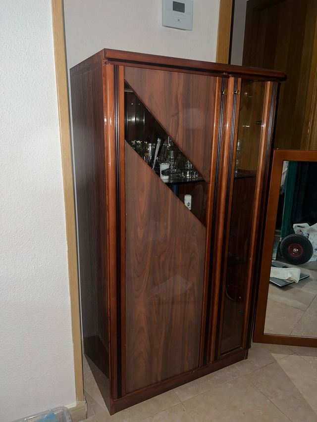 Mueble Bar Salón Madera y Cristal