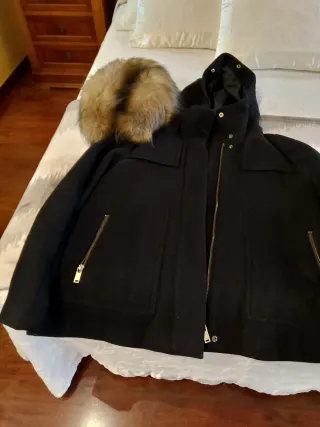Chaquetón Zara Negro con Capucha Desmontable