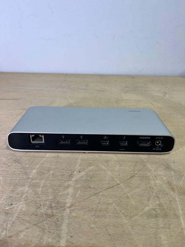 2 x Elgato Thunderbolt 2 Dock