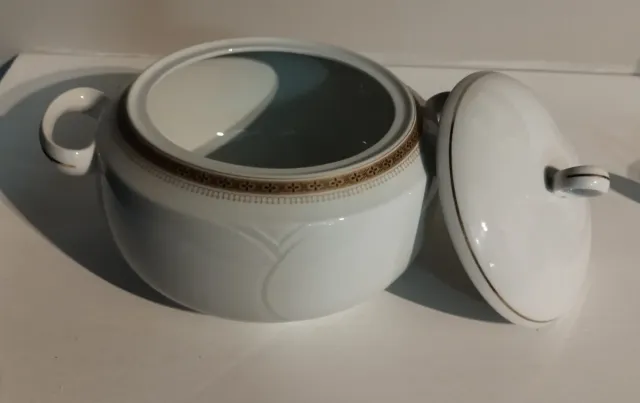 Sopera Santa Clara Porcelana Dorada