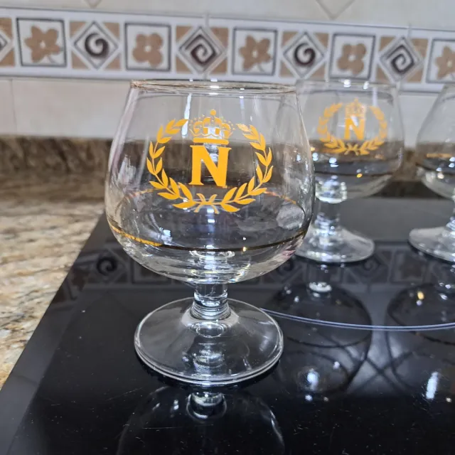 6 Copas de cristal con N de Napoleón