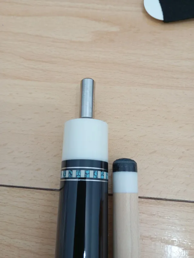 Taco de billar tres bandas