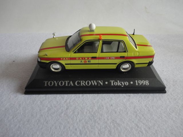 Taxi Toyota Crown Tokyo 1998 1/43