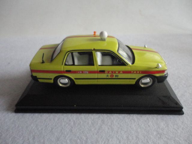 Taxi Toyota Crown Tokyo 1998 1/43