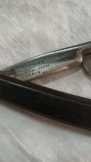 Collezione di 4 vecchi coltelli