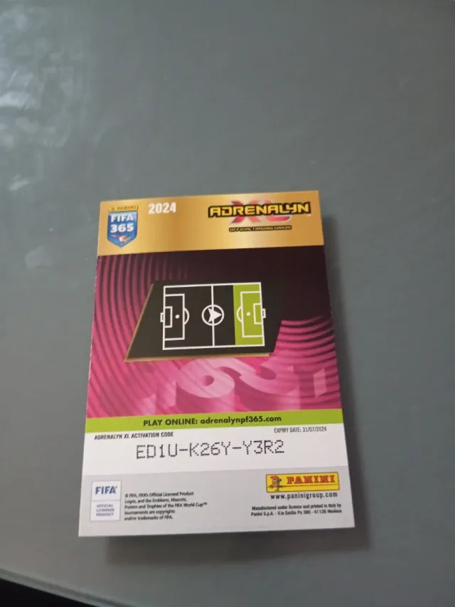 Carta FIFA 365 GIANT Vini Jr. 290 se puede negocia