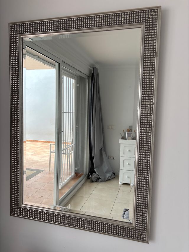 Espejo grande marco plateado