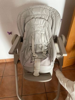 Trona marca Chicco en buen estado