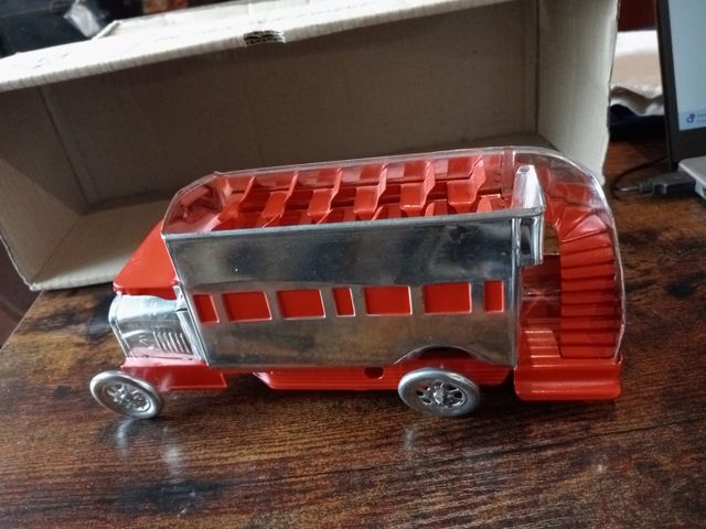 Autobús Paya 1806 con caja y certificado