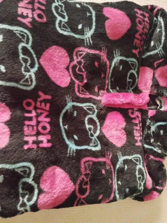 Pijama Hello Kitty Negro y Rosa
