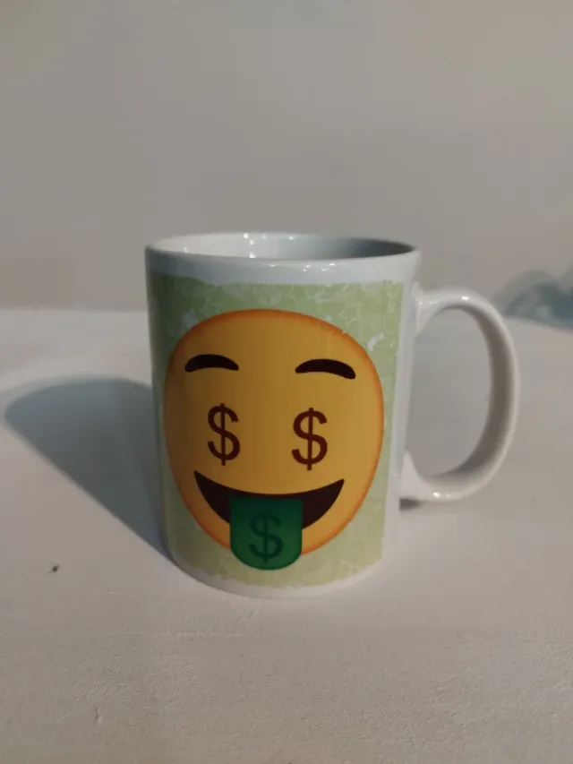 Taza con asa emoji dinero