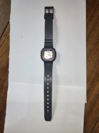 Reloj Casio LA-20WH rosa