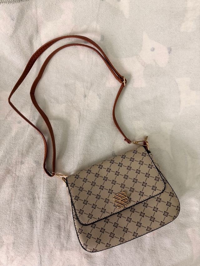 Bolso de hombro estampado