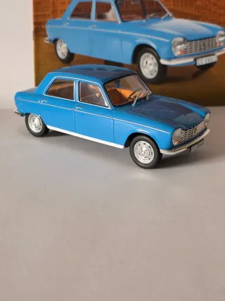 Peugeot 204 escala 1:24