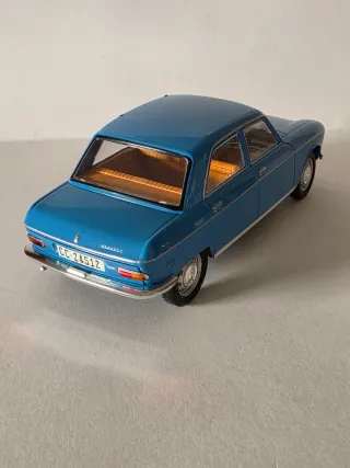 Peugeot 204 escala 1:24